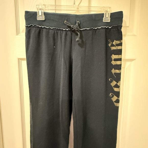Black Guess Sweatpants 🖤 Size Medium - Picture 2 of 7